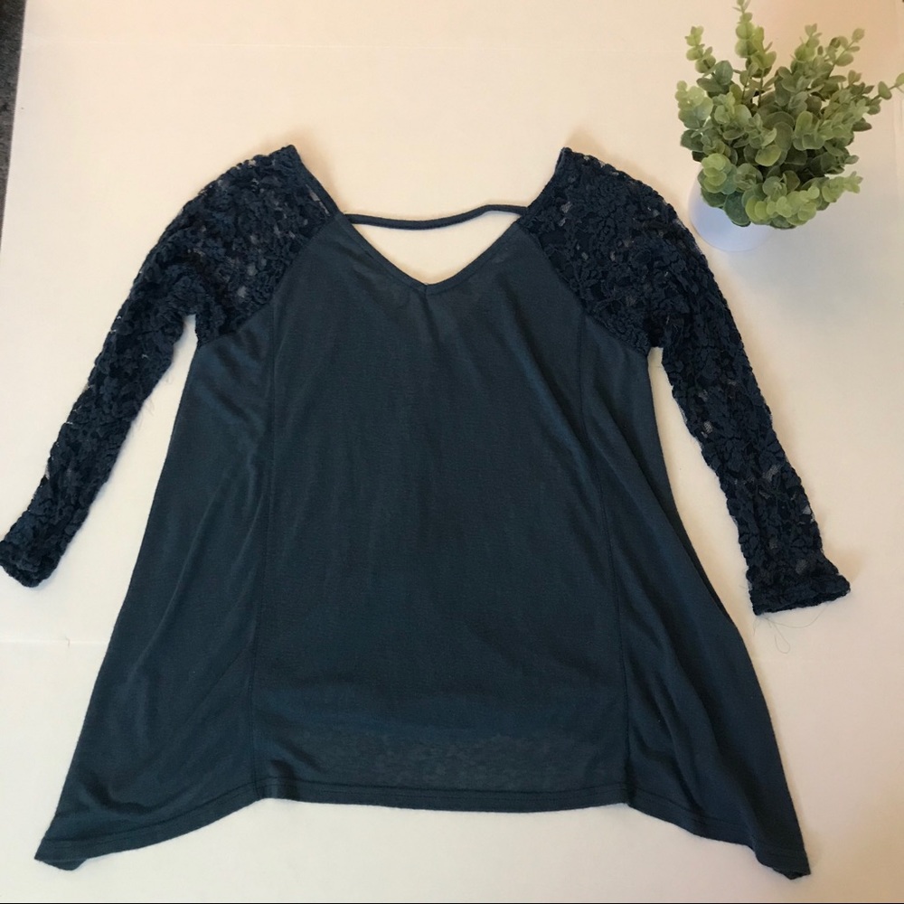 Rue21 Half Sleeve Blue Blouse with Lace 💙